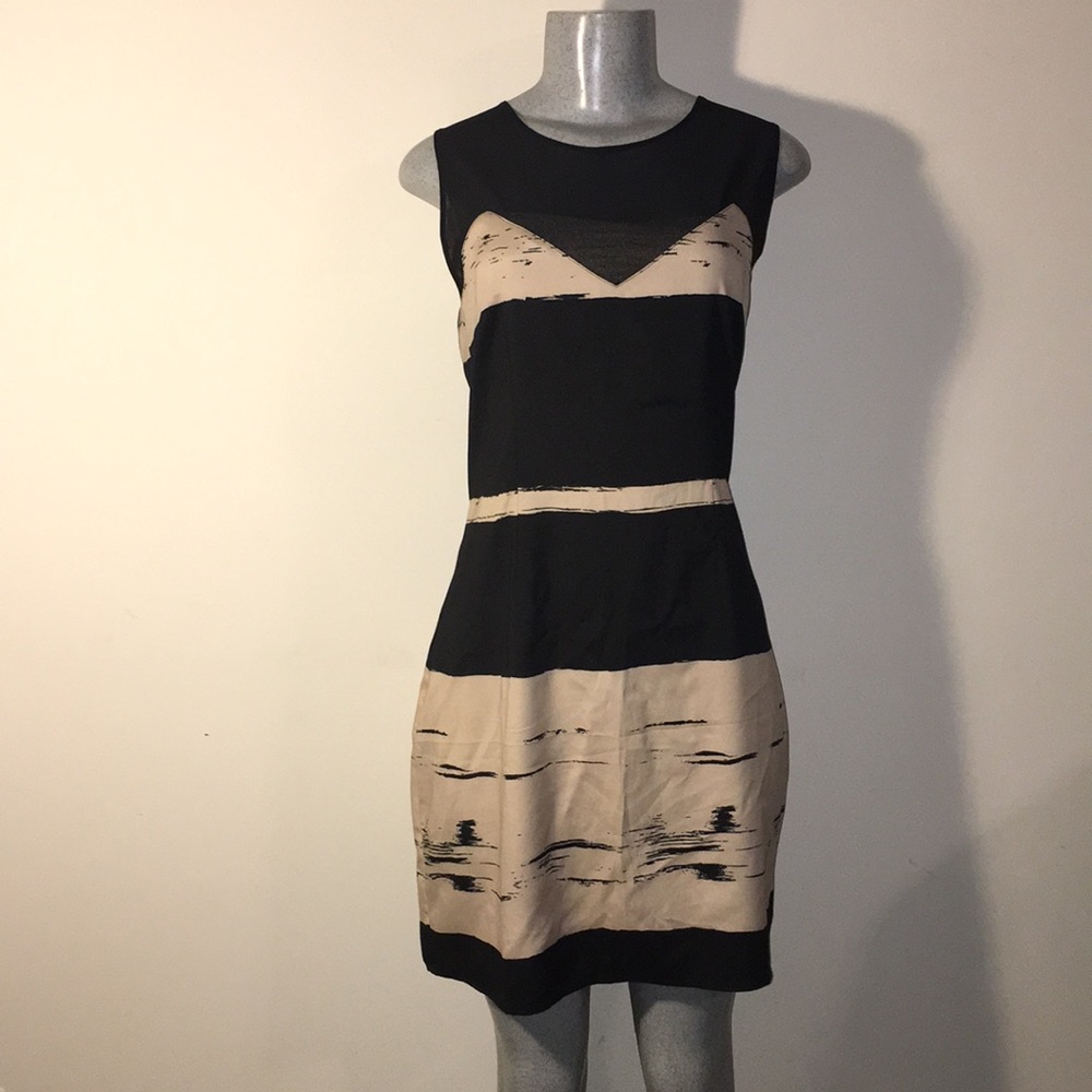 Yaya nom de plume Dress
